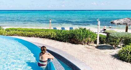 Charming Resort 1-Bedroom Suite with Full Kitchen