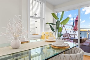 Dining - Bayfront 4BR 2.5BA + Game Room (Ventnor City)