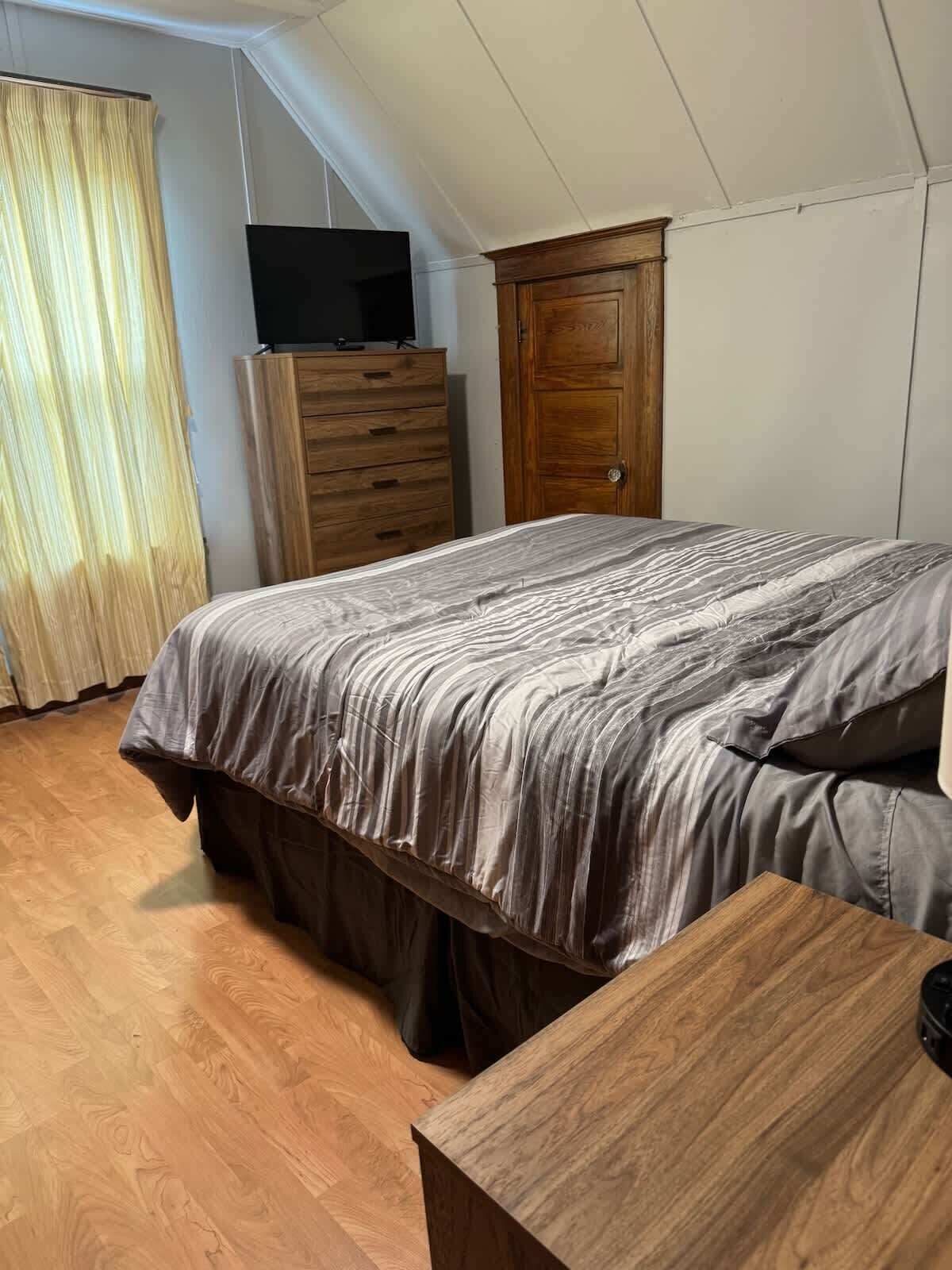 4 soverom, strykejern/-brett, wi-fi og sengetøy