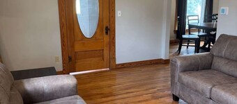 The Spruce House  Family 4BR 2 Bath, Great Location, In Ogallala, Close to Lake McConaughy