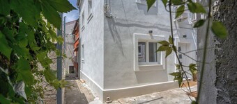 Summer Breeze Studio Mali Lošinj, Mali Lošinj, Croatia