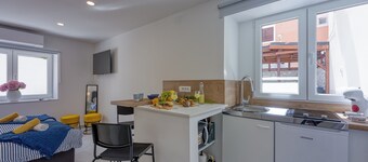 Summer Breeze Studio Mali Lošinj, Mali Lošinj, Croatia