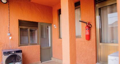 4-bedroom estate in welcoming Kigali-Rwanda with WiFi in a family-friendly area.