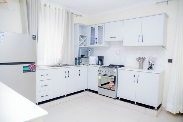 Microwave, stovetop