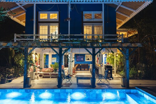 Casa Azul · Family Retreat & Caribbean Charm