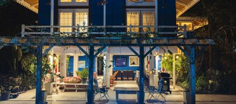 Casa Azul · Family Retreat & Caribbean Charm