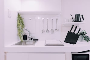 Apartemen, 1 Tempat Tidur Double, Bebas Asap Rokok | Dapur pribadi | Microwave, kompor, dan peralatan masak/sendok-piring