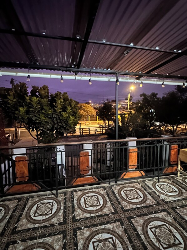 Enceinte de lâhĂ©bergement