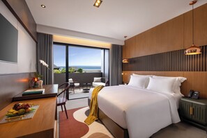 Quarto luxo, 1 quarto, vista para o oceano | Cofres nos quartos, escrivaninha, cortinas blackout