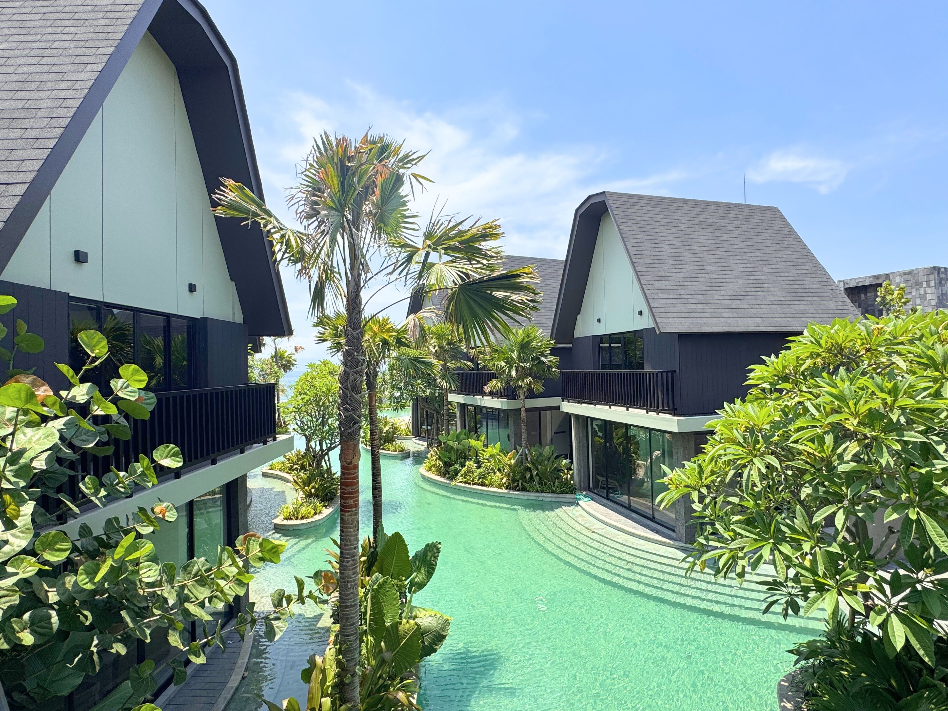 Villa Luxe, 2 chambres, vue lagon | Coffres-forts dans les chambres, bureau, rideaux occultants