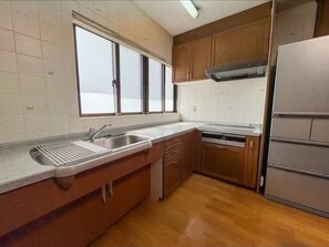 Fridge, stovetop, cookware/dishes/utensils