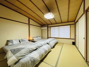 2 Schlafzimmer, Schreibtisch, kostenloses WLAN, Bettwäsche