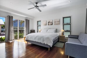 3 chambres, bureau, fer et planche à repasser, Wi-Fi gratuit