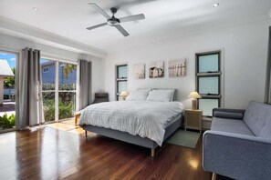 3 chambres, bureau, fer et planche à repasser, accès au Wi-Fi (inclus)