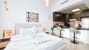 Iron/ironing board, WiFi, bed sheets - Luxury Studio at Hydra C6 | Views & Prime Access (Abu Dhabi)