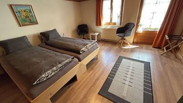 2 Schlafzimmer, Internetzugang