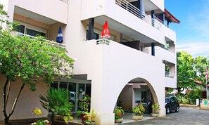 Ngoại thất