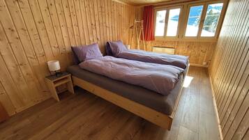 3 makuuhuonetta, internet