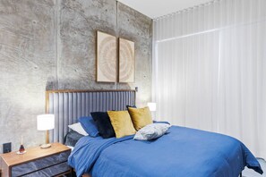 2 chambres, fer et planche à repasser, Wi-Fi gratuit, draps fournis