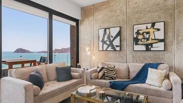 TV connectée, espaces bureaux