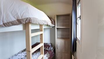 Chalet | 3 kamar tidur dan dilengkapi dengan perabotan berbeda-beda