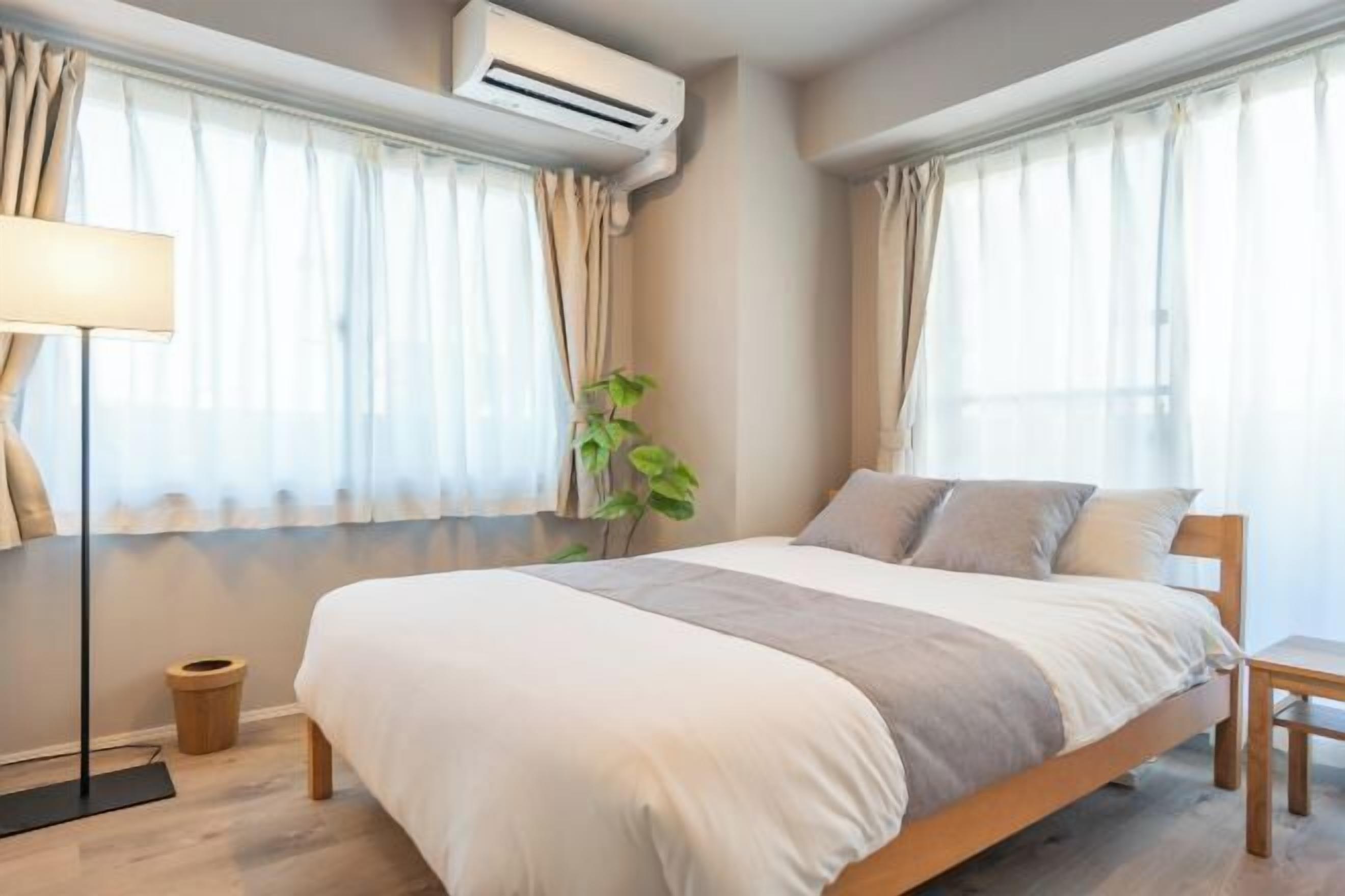 Blackout drapes, iron/ironing board, free WiFi