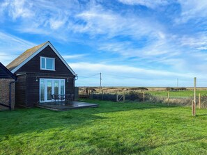 Exterior - 2 bedroom accommodation in St Osyth, near Clacton on Sea (St Osyth, near Clacton on Sea)