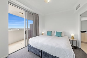 Departamento, 2 habitaciones, 2 baños | Tabla de planchar con plancha, wifi gratis y ropa de cama