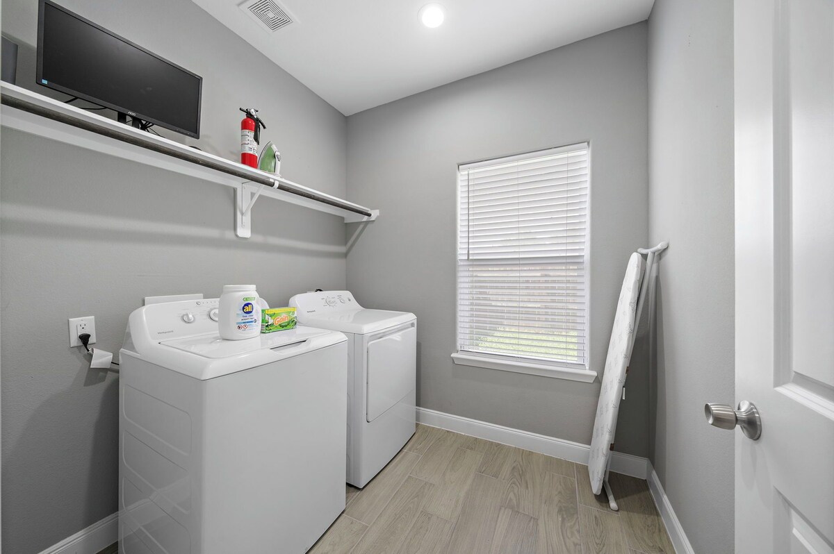 Photo 22 of Gated I 2.5 Bath + Laundry I Near NRG + Medical Center + HOU airport