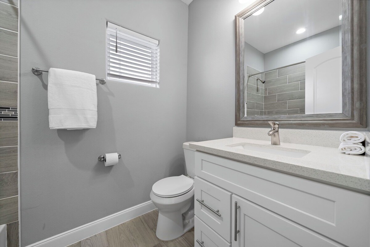 Photo 15 of Gated I 2.5 Bath + Laundry I Near NRG + Medical Center + HOU airport