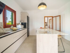Private kitchen - Es Camp Jeu by Interhome (Lloret de Vistalegre)