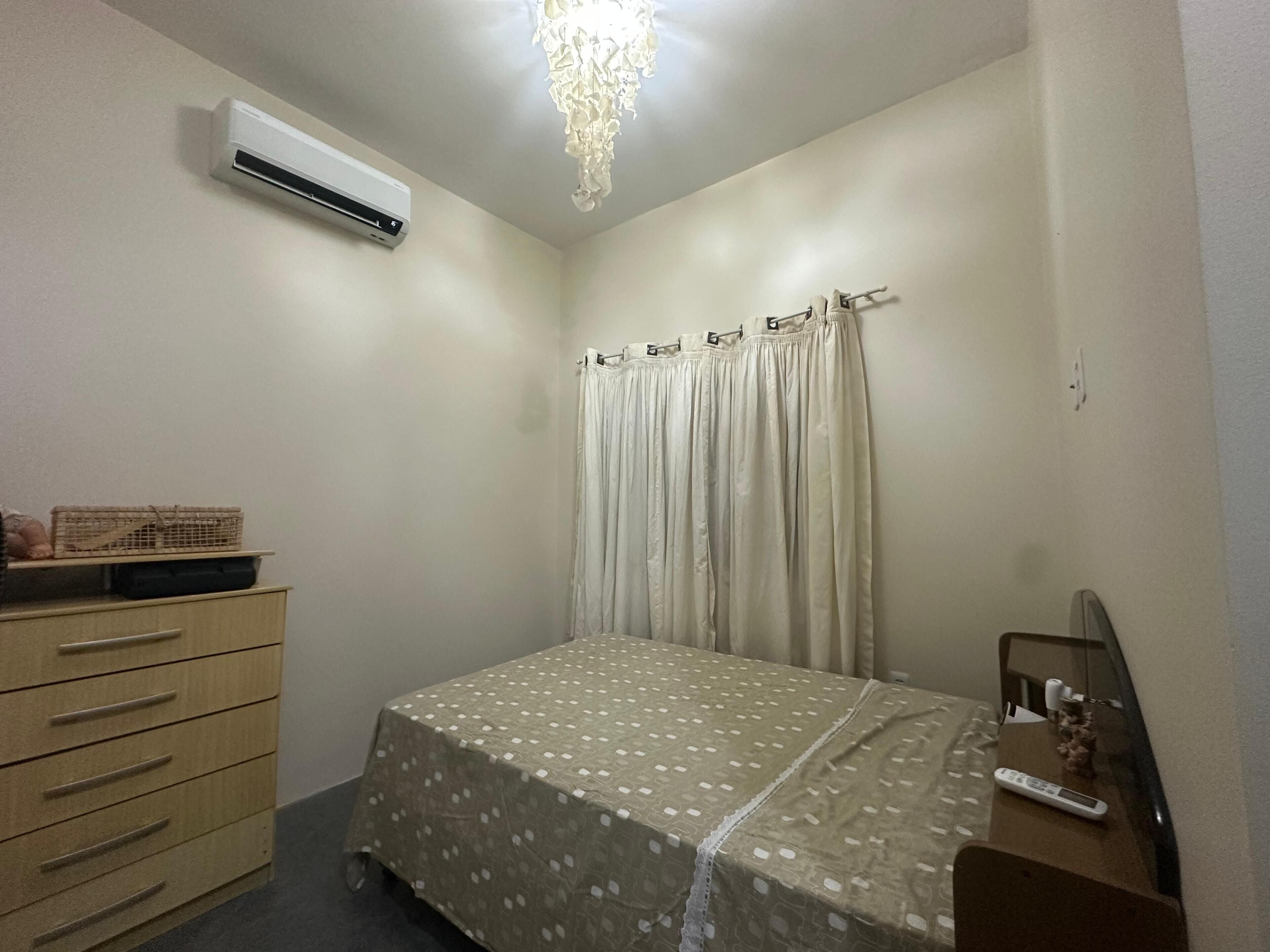 5 Schlafzimmer, Bügeleisen/Bügelbrett, WLAN, Bettwäsche