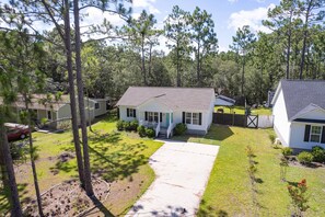 Exterior - Charming 2B, 2Bth Home In Boiling Spring Lakes, Mins from Southport and Oak Island (Southport)