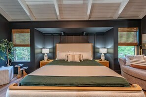 3 bedrooms, iron/ironing board, travel cot, WiFi - Sleeps 10~Stunning Views~Private Sauna~Fireplace (Sugar Mountain)
