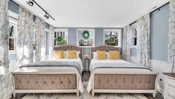 8 quartos, berço de viagem, Wi-Fi, roupa de cama