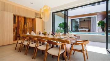 Family Villa, 6 Bedrooms, Private Pool | In-room dining