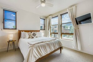 3 bedrooms, free WiFi, bed sheets