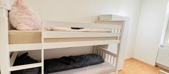 3 rooms 5 beds central Leoben Top3