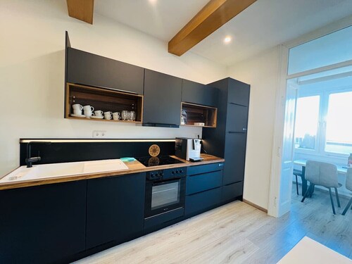 Perfect for large travel groups! Leoben!