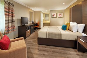 3 Schlafzimmer, Schreibtisch, Bügeleisen/Bügelbrett, kostenloses WLAN