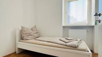 4 chambres, bureau, fer et planche Ă repasser, Wi-Fi
