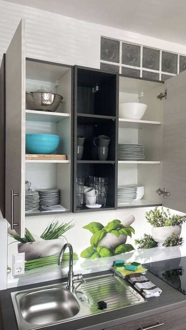 Fridge, microwave, stovetop, dishwasher - Living Leoben Rebuli! - Room in Top 2! room One! (Leitendorf)