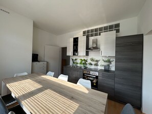 Dining - Living Leoben Rebuli! - Room in Top 2! room One! (Leitendorf)