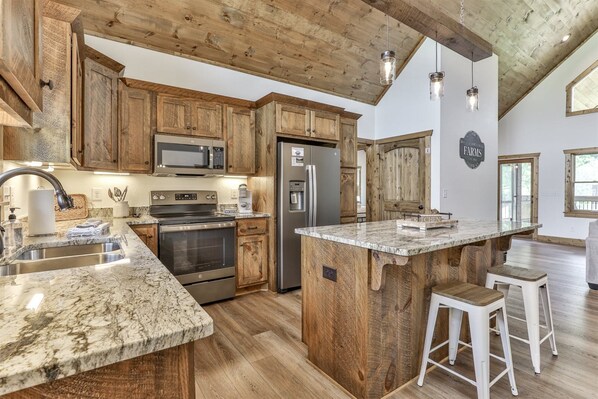 Kühlschrank, Ofen, Herdplatte, Geschirrspüler