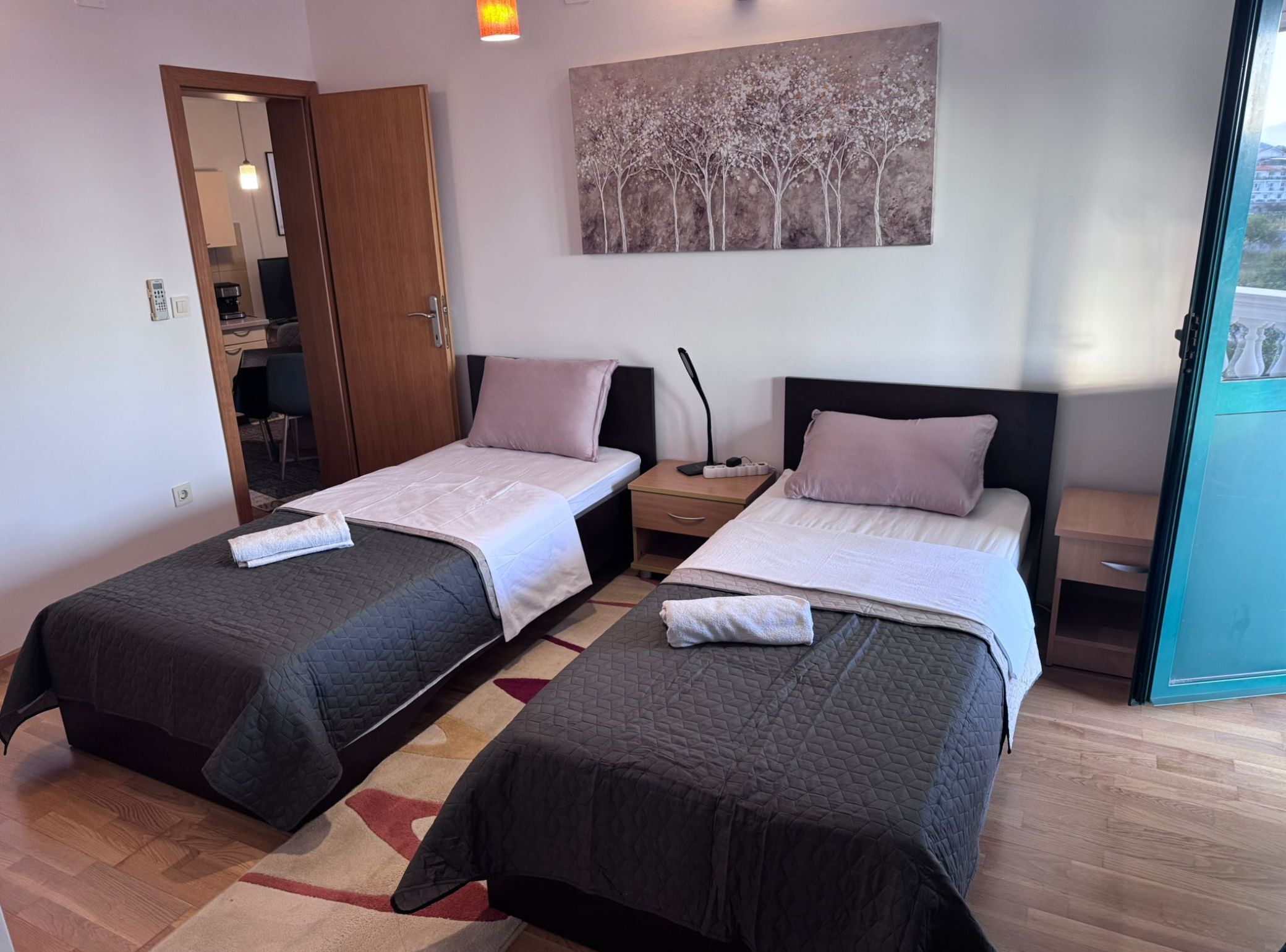 公寓 (Three Bedroom Apartment) | 3 多间卧室