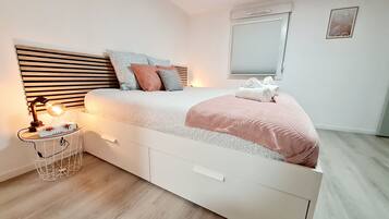 1 chambre, fer et planche à repasser, Wi-Fi, draps fournis