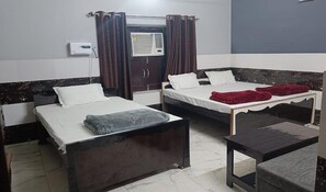 Room - Leela Palace (Faizabad)