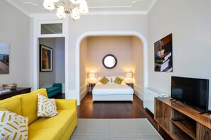 コンフォート アパートメント 1 ベッドルーム | 14 室のベッドルーム、アイロン / アイロン台