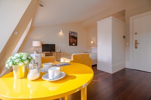 Classic Apartment, 1 Bedroom | 14 bedrooms, iron/ironing board - Modern Apartment in Porto's Vibrant Heart (Porto)