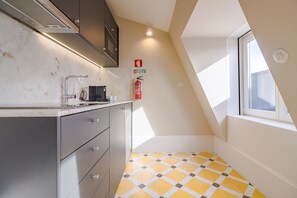Appartement Classique, 1 chambre | Cuisine privée | Réfrigérateur, micro-ondes, four, cafetière/bouilloire